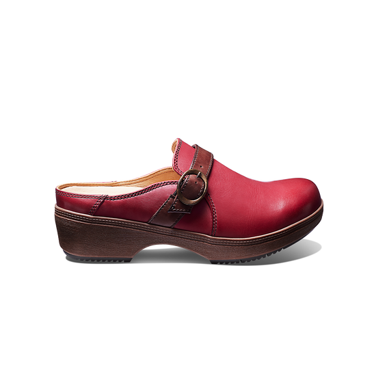 Women's Cascade Clog red leather profile