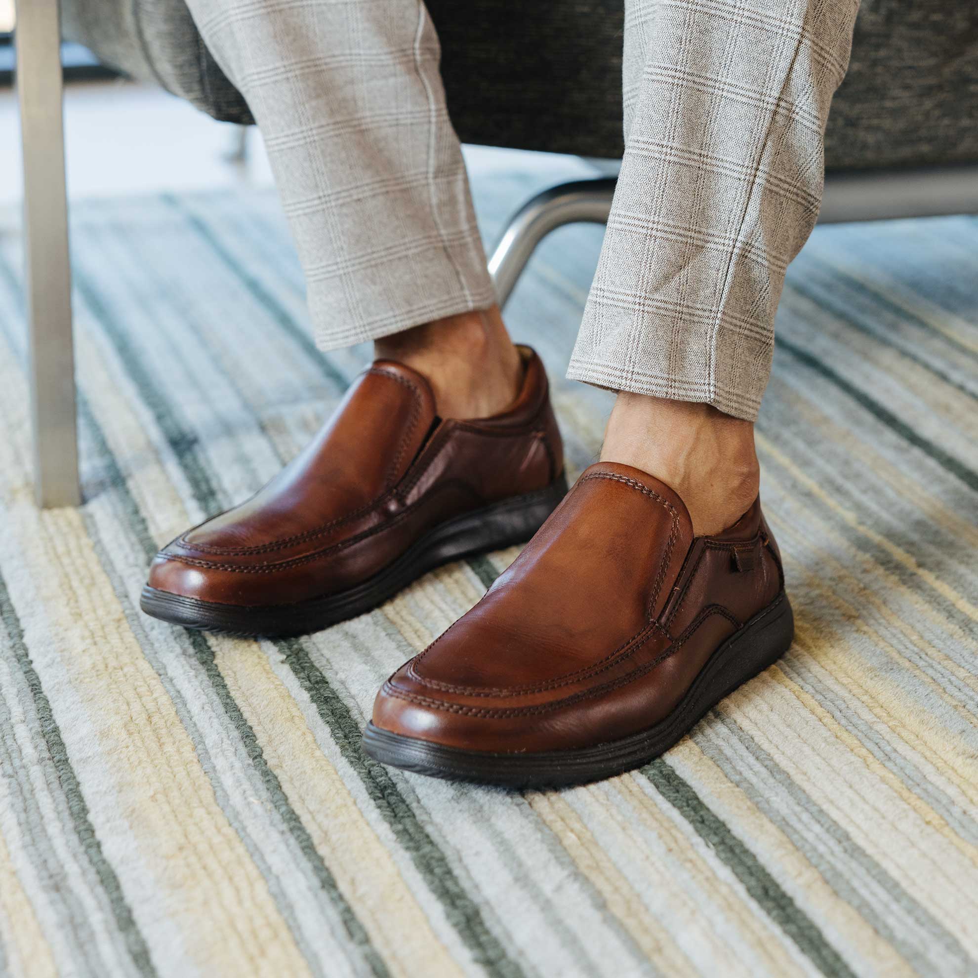Samuel Hubbard Men's Featherlight Olema Loafer, Antique Brown Leather 11.5 D Samuel Hubbard Men's Featherlight Olema Loafer, Antique Brown Leather 11.5 D