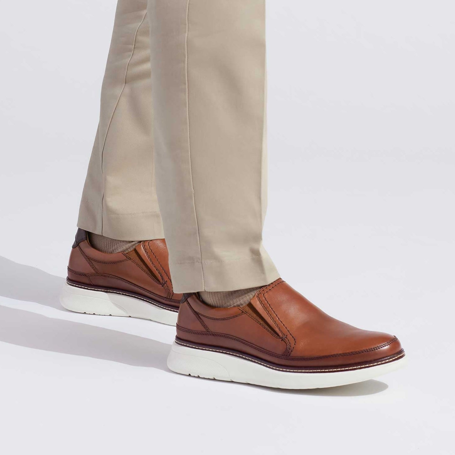 Men's Samuel Hubbard, Rafael Slip-On Tan Leather 9 M Men's Samuel Hubbard, Rafael Slip-On Tan Leather 9 M