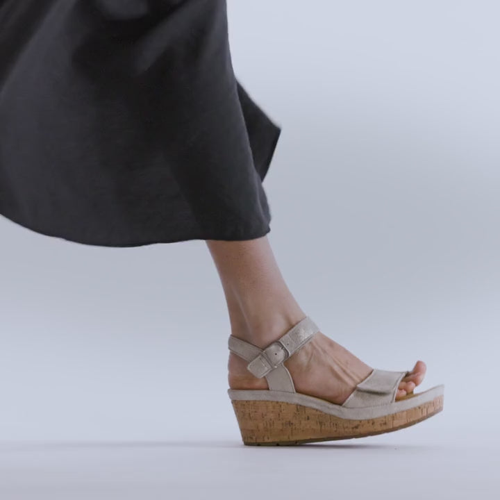 Women's Portola Two-Strap Wedge video